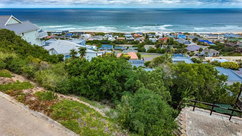 6 Bedroom Property for Sale in Outeniqua Strand Western Cape